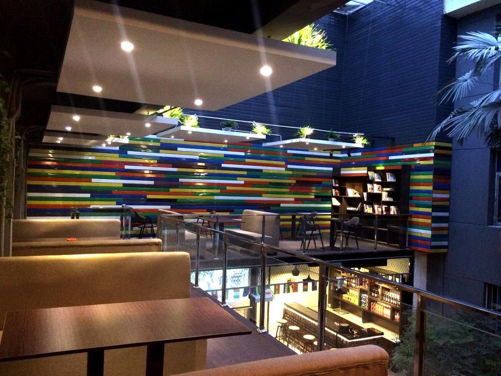 Xi'An Rainbow Youth Hotel Extérieur photo